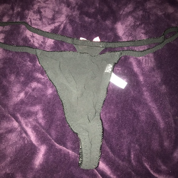 Lingerie set - Picture 3 of 3